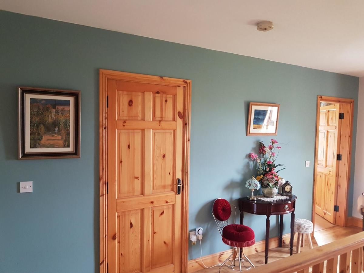 Отели типа «постель и завтрак» The Farmhouse Accomodation Клэрморрис-18