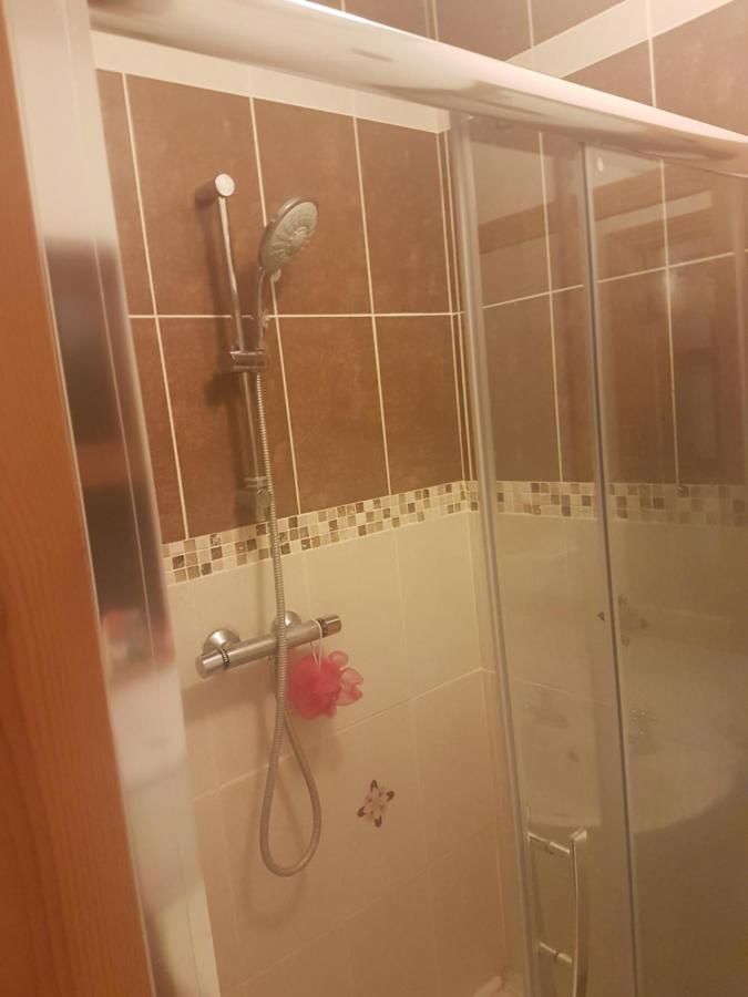 Отели типа «постель и завтрак» The Farmhouse Accomodation Клэрморрис-23